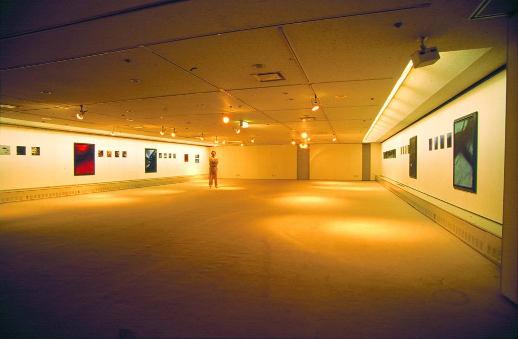 Première exposition personnelle de François JEKER au Japon en 1995 à la célèbre École SOGETSU à Tokyo.